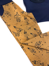Load image into Gallery viewer, Canaveral  Toffee Rockets Knee Patch & Pockets