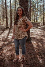 Load image into Gallery viewer, Zion Floral Mama Tee