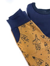Load image into Gallery viewer, Canaveral  Toffee Rockets Knee Patch &amp; Pockets